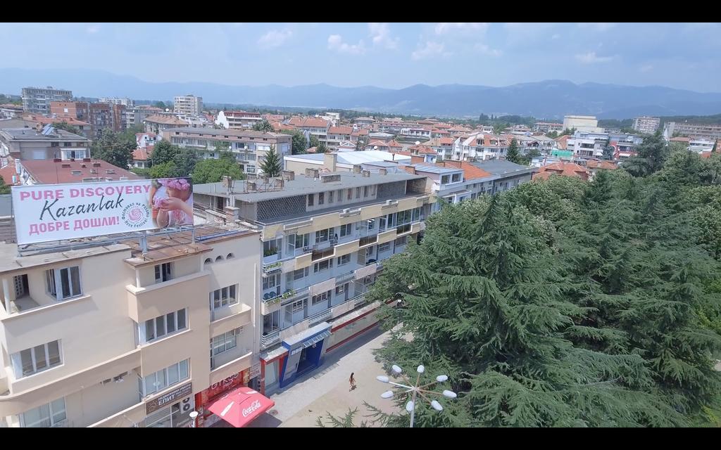 Square View Apartment Kazanlak Exterior photo